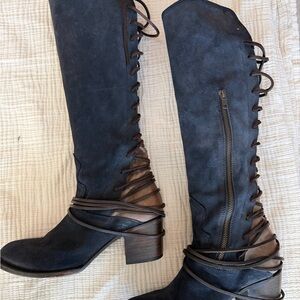 RARE Freebird by Steven COAL Boots | Black Suede | 11